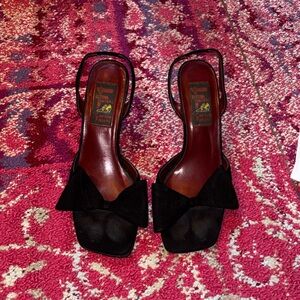 Carlos Falchi Black Bow Heels